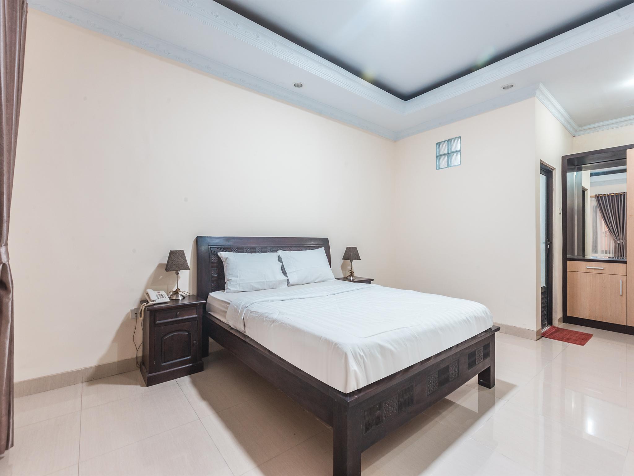 Oyo 1667 Wisma Lux Barkah Jacarta Exterior foto