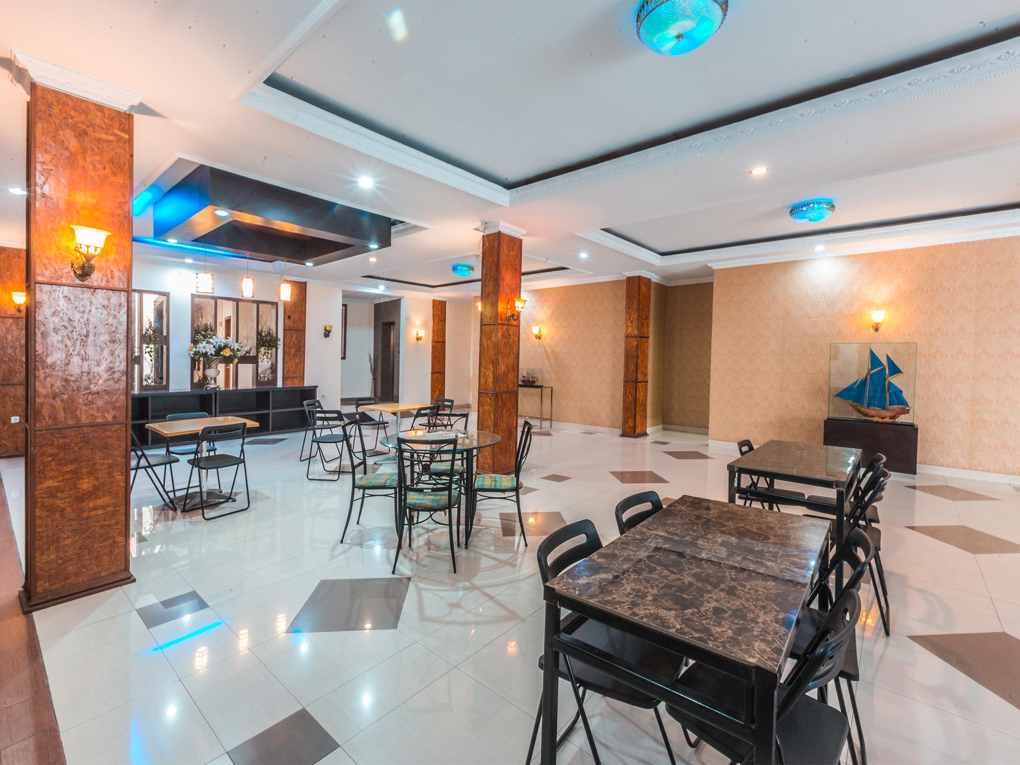 Oyo 1667 Wisma Lux Barkah Jacarta Exterior foto