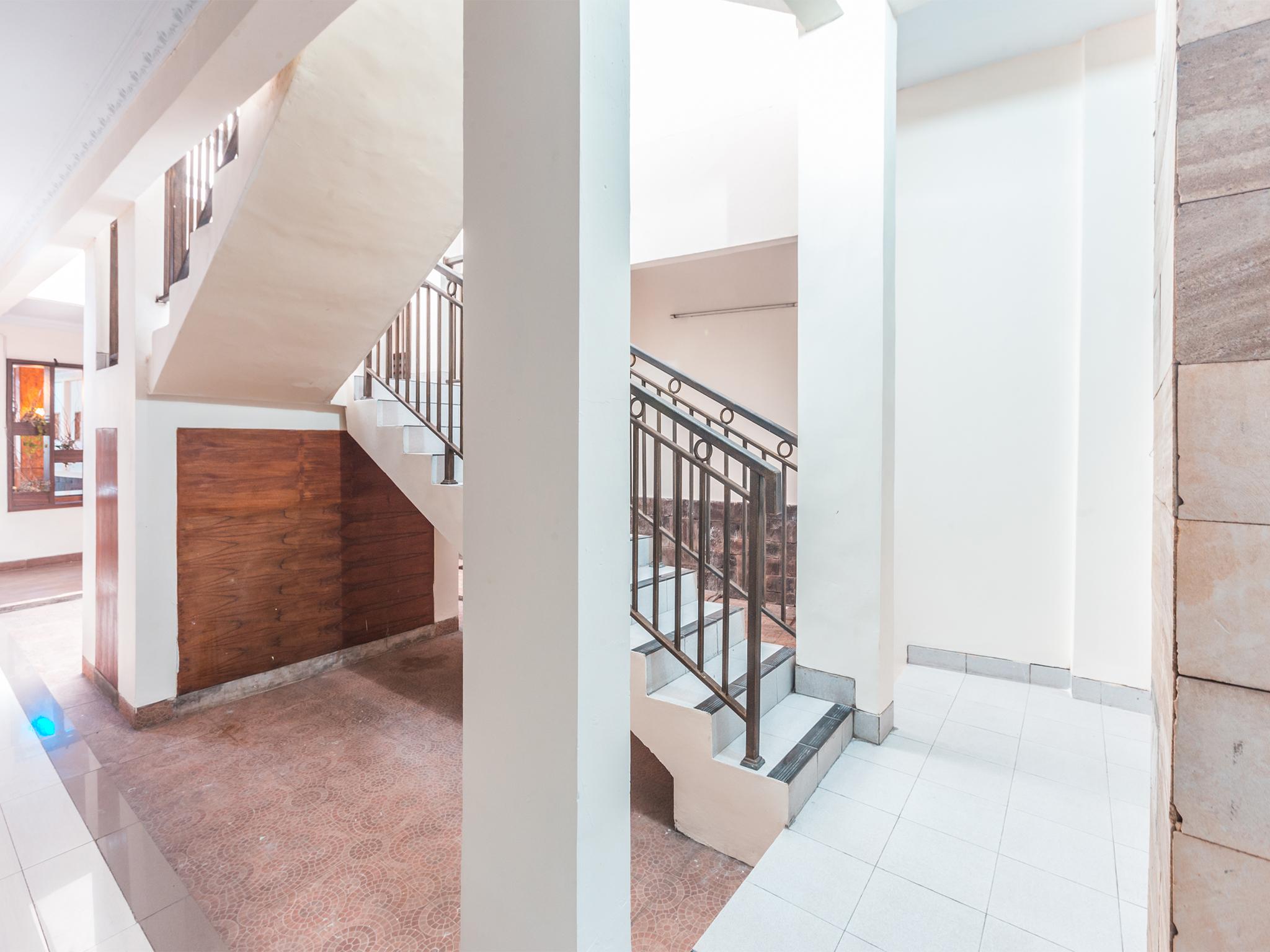 Oyo 1667 Wisma Lux Barkah Jacarta Exterior foto