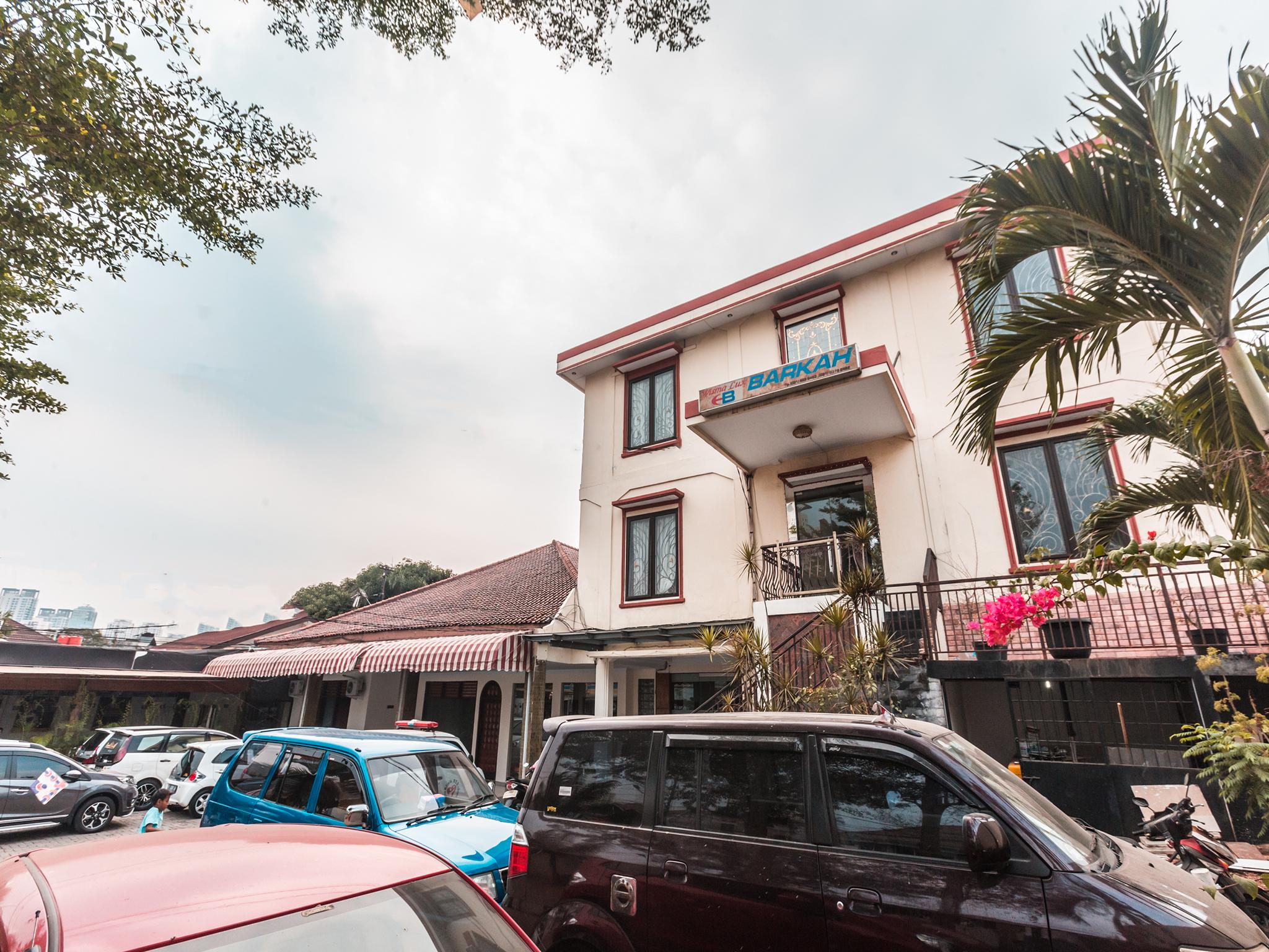 Oyo 1667 Wisma Lux Barkah Jacarta Exterior foto