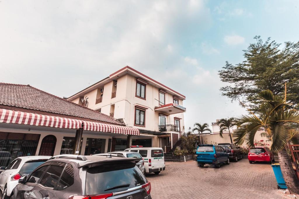 Oyo 1667 Wisma Lux Barkah Jacarta Exterior foto